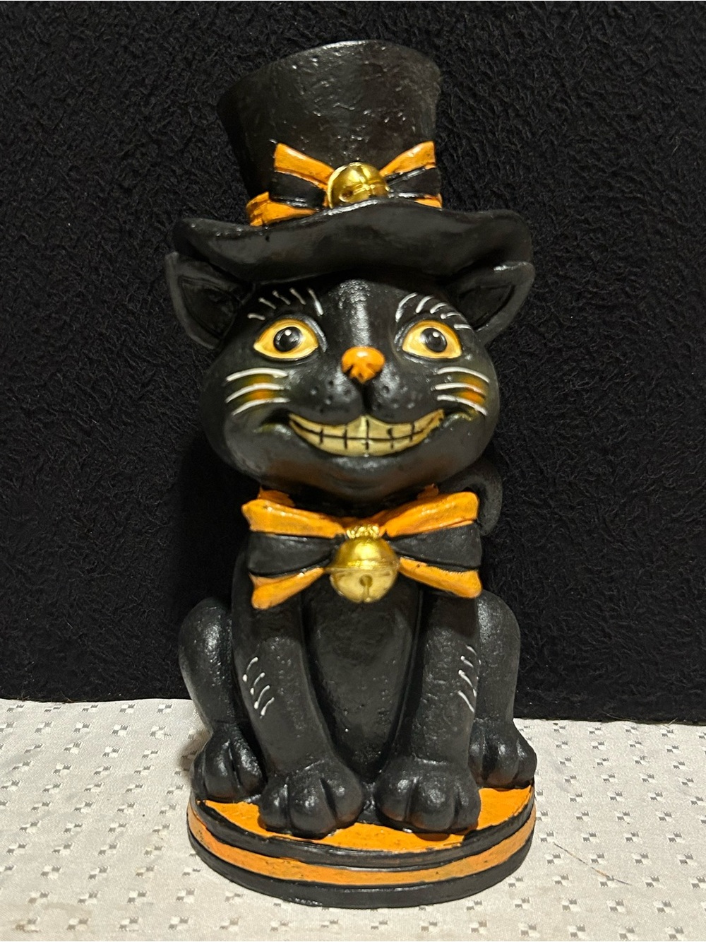 Vintage Style Retro Halloween Black Cat Resin Tabletop Statue Figure Decor
